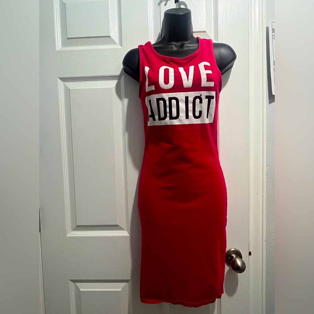 “Love addict” dress